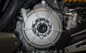 DUCATI STREETFIGHTER V2 2023