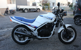 HONDA VT250F MC08