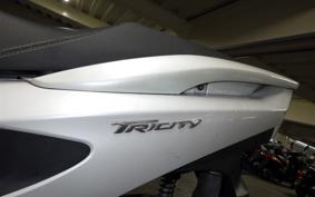 YAMAHA TRICITY 125 1984 SE82J