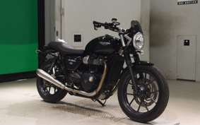 TRIUMPH STREET TWIN 2016