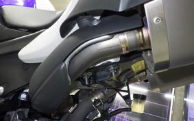 YAMAHA YZF-R1 2012