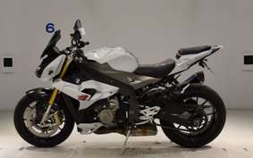 BMW S1000R 2010