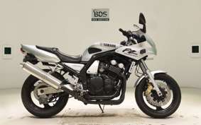 YAMAHA FZ400 1997 4YR