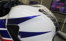 HONDA CBR600RR GEN 3 PC40