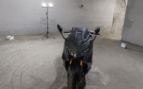YAMAHA T-MAX 560 2026 SJ21J