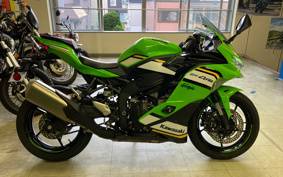KAWASAKI NINJA ZX-4RR KRT ED 2025 ZX400P