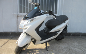 YAMAHA MAJESTYS SG28J