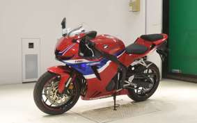 HONDA CBR600RR 2024 PC40
