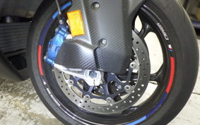 BMW M1000RR 2025