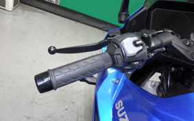 SUZUKI GSX-8R 2025 EM1AA