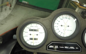 SUZUKI GSX-R750 1986 GR71G