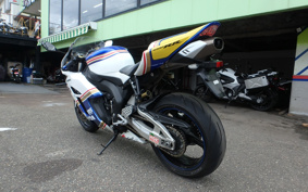 HONDA CBR1000RR 2004 SC57