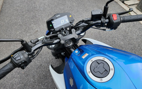 YAMAHA YZF-R6 2006 RJ12