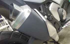 HONDA X-ADV 750 2023 RH10
