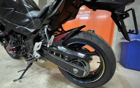 SUZUKI GSR750 2011 C5111