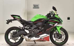 KAWASAKI ZX-25R ZX250E