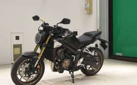 HONDA CB650R E-Clutch 2025 RH17