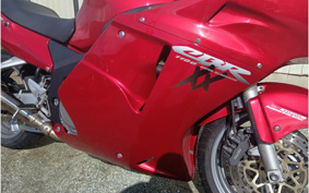 HONDA CBR1100XX 2002 SC35