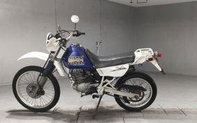 SUZUKI DJEBEL200 SH42A