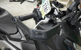 HONDA X-ADV 750 2024 RH10