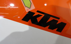 KTM 125 RC JYA40