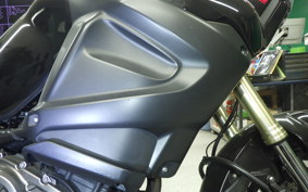 YAMAHA XT1200Z SUPER TENERE 2011