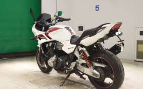 HONDA CB1300SB SUPER BOLDOR A 2011 SC54