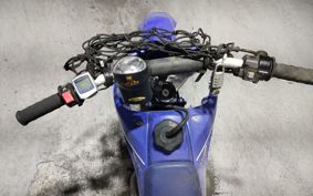 YAMAHA TT-R50 E ..
