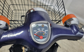HONDA C90 SUPER CUB DX HA02