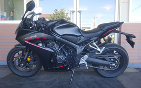 HONDA CBR650R 2025 RH17