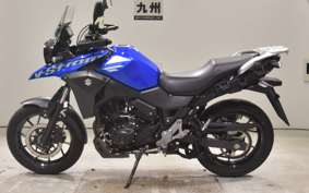 SUZUKI Vｽﾄﾛｰﾑ250A 2022