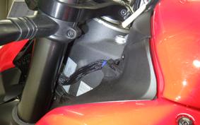 DUCATI STREETFIGHTER V2 2023