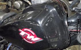 YAMAHA TW200 2004 2JL