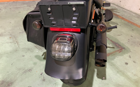 HARLEY HARLEY FLSTFBS 2016 JT9