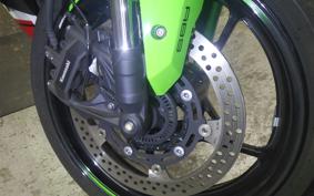 KAWASAKI ZX-25R 2022 ZX250E