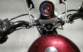 HARLEY XL883 2013 CR2
