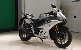 YAMAHA YZF-R25 2017 RG43J