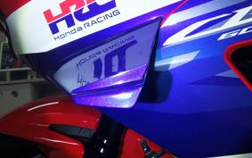 HONDA CBR600RR 2025 PC40