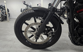 HARLEY XL883N 2016 LE2