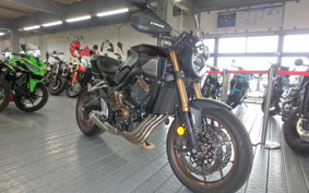 HONDA CB650R E-Clutch 2025 RH17