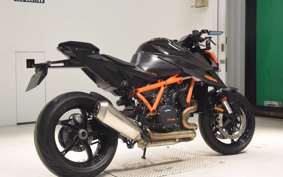 KTM 1290 SUPER DUKE R 2021