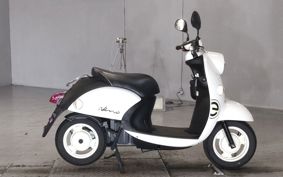 YAMAHA E-VINO SY11J