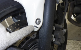 SUZUKI ｸﾞﾗﾃﾞｨｳｽ650A 2013