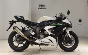 KAWASAKI NINJA ZX-6R A 2015