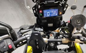 SUZUKI V STROM 250 DS11A