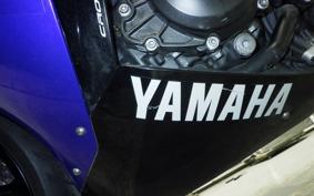 YAMAHA YZF-R1 2012