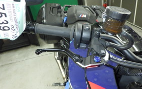 BMW M1000XR 2024