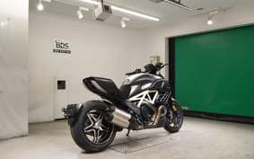 DUCATI DIAVEL AMG 2012