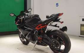 TRIUMPH DAYTONA 675 ABS 2015