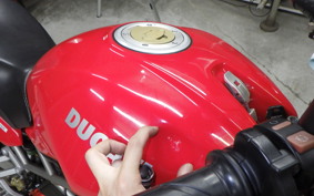 DUCATI MONSTER 900 SI 2000